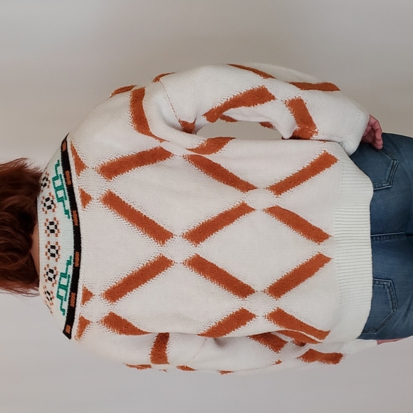 Anthropologie's Entro Pullover V-neck Aztec Print Sweater - Picture 3 of 10